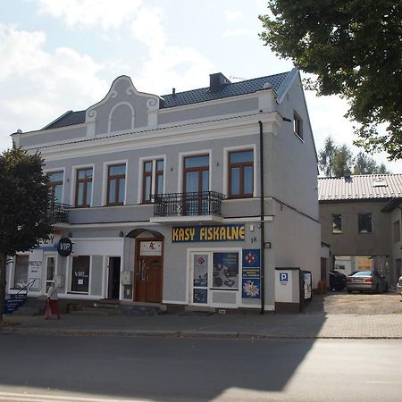 Apartamenty Ostrowiec - Pokoje Goscinne Centrum Ostrowiec Świętokrzyski Esterno foto